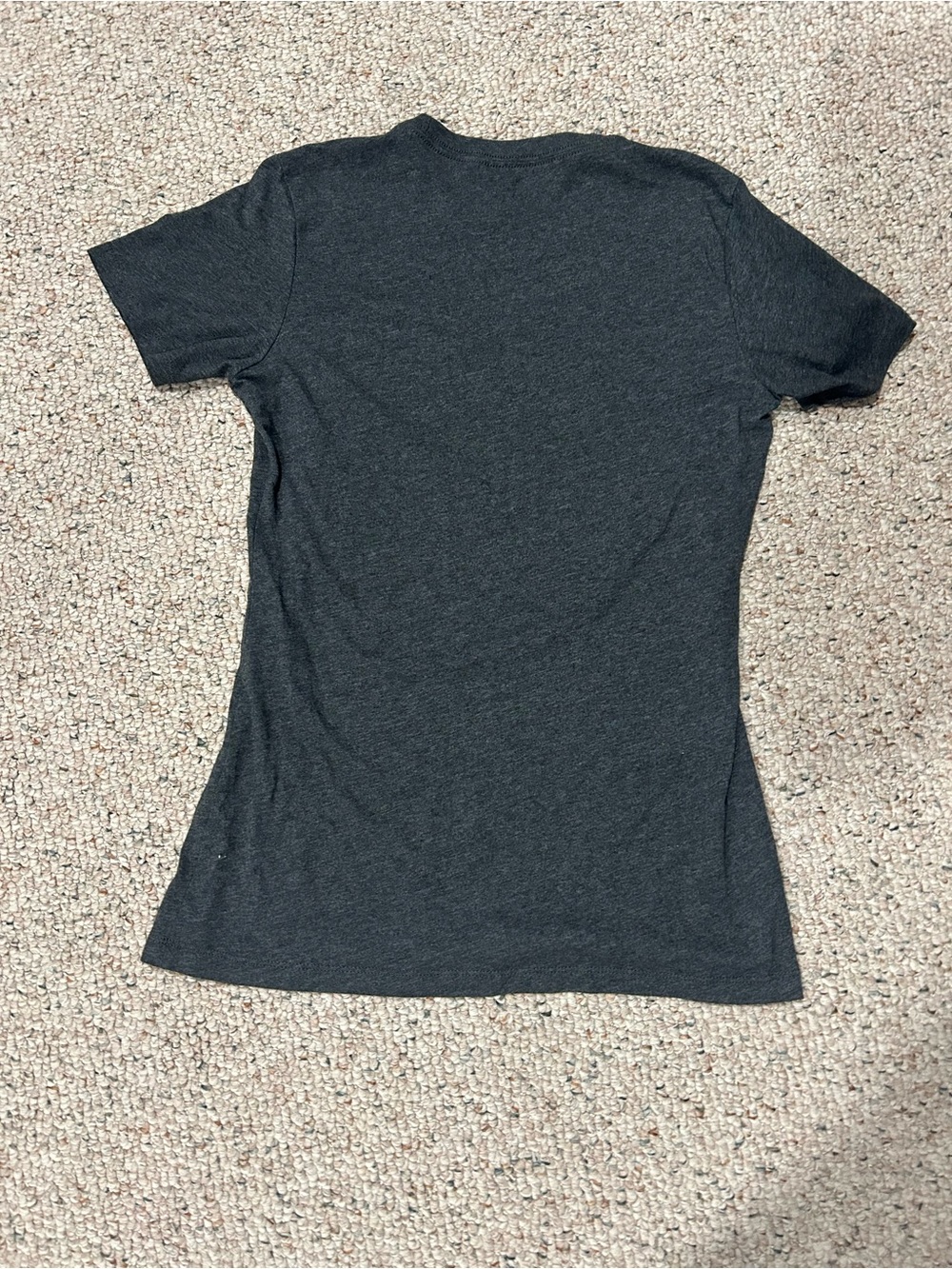 Ariat Dark Charcoal Short Sleeve Logo Tee - Picture 2 of 2